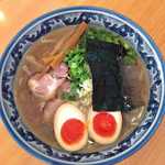 Asakusa Ramen - ボリューム満点！ぜひご賞味ください。
