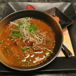 ラーメン 三日月 - 牛筋煮込み