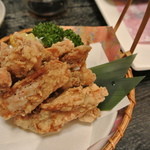 ラーメン 三日月 - 軟骨から揚げですが、結構お肉が付いています♪