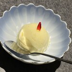 かにと道産料理 雪華亭 - 柚子シャーベット