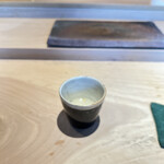 菊鮨 - 蕪の摺流し　スターター