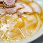 Azabu Chashuken - ワンタン麺1180円