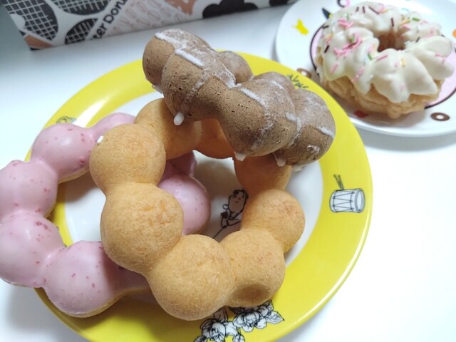 カラフルホワイトフレンチクルーラー美味しい♪』by