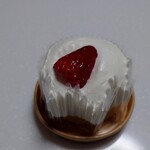 LAWSON - ぽってりクリームのショートケーキ：340円