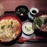 そば処 弥五郎 - カツ丼セット 850円