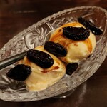 むーんしゃいん - ラムレーズンアイス‼️