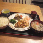 ごはん畑 - とりてり焼定食