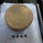 蜂楽饅頭 - 蜂楽饅頭 110円(税込)　(2024.1)