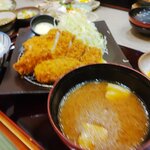 かつ哲 - 牡蠣&ロース定食(ピンボケ)