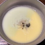 赤坂 鮨大谷 - 枝豆、玉蜀黍と鱶鰭の冷製摺り流し