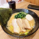 横浜家系ラーメン 銀家 - 