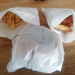 挽肉亭 YOURS BURGER - 