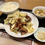 Meihoku Hanten - 回鍋肉（890円）+定食・ご飯大盛（390円）