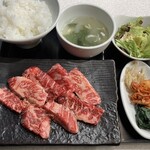 フレンチ焼肉 GRANDELA - 国産カルビランチ　1300円（税込）