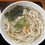 むらお - 麺は細くて、コシがあった。 出汁は、昆布だしで、あっさりしていた。