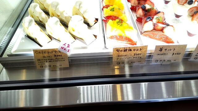 OKASHIBIYORI（おかしびより） - 錦岡（ケーキ）の写真