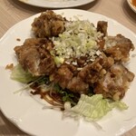 中華バル 唐韻 - ボリューミーな油淋鶏