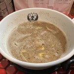 Tsurukame - 魚介醤油つけ麺 1,040円 (つけ汁)