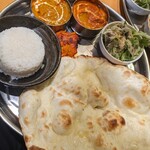 아지안다이닝 RARA