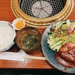 Bifu Tei - 和牛デミグラスハンバーグ定食(ご飯大盛)_¥1,000