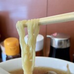 鳳華飯店 - 麺アップ