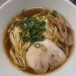 MEN BOX - 丸鶏中華そば醤油＋麺大盛