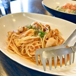 ピッツエリアバール　CACTUS　D'ORO - ・タコぶつと白マイタケのピリ辛アラビアータ　スパゲッティー