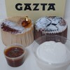 GAZTA - ヘーゼルナッツバスクチーズケーキ＆チョコレートバスクチーズケーキ＆自家製キャラメル＆生クリーム