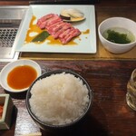 WAGYU でですけ - 早いもの勝ちの中落ちカルビ