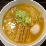 ラーメン専門店 徳川町 如水 - 香そば・塩　煮たまごのせ