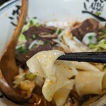 八鮮大連餃子 - モッちりした幅広麺が美味い