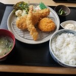 Shokukoubou Iroha - 本日の日替り（シーフードMIXフライ定食）（税込1,000円）