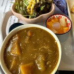 Cafe Sona - カレー、サラダ、フルーツ、クッキー