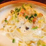 トラム - ベーコン、しめじのクリームソースパスタ