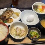 海ばたけ - 生卵サービス、嬉しいですね