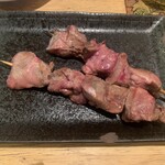 やきとり居酒屋鳥心 - レバー串　レアで絶妙な焼きと塩加減で最高！旨すぎ！