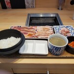 焼肉食堂まんぷく - 