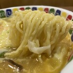 栃尾 - 麺アップ　　　わかるかな？ウェーブ