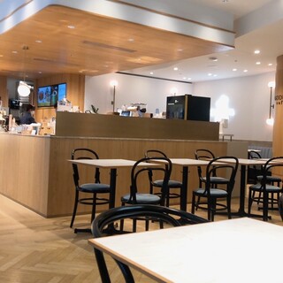 GODIVA cafe Futakotamagawa_2