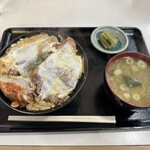 よし味食堂 - カツ丼（ロース）