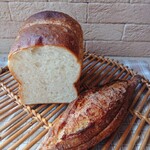 Jardin h - ずっしりしたパン・ド・ミーとカリカリ明太フランスはすっかりリピ確定パン(2024・1)