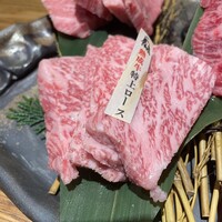 炭火焼肉 牛仁 一番町本店 - 