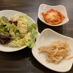 炭火焼肉・韓国料理 KollaBo - 