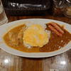 コロンブス - チキンとウインナーのあいがけカレー