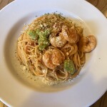 Torattoria Iru Ruogo - エビとそら豆のトマトクリーム