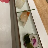 対馬のどぐろとイカ活き造り 博多 魚蔵 都ホテル店 - 
