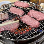 焼肉ホルモン 味一 - 