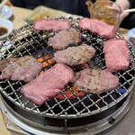 焼肉ホルモン 味一 - 