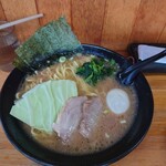 横浜ラーメン萬年家 - 