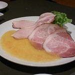 焼肉美とん - 自家製ハム めっちゃ美味～～(*´艸`*)